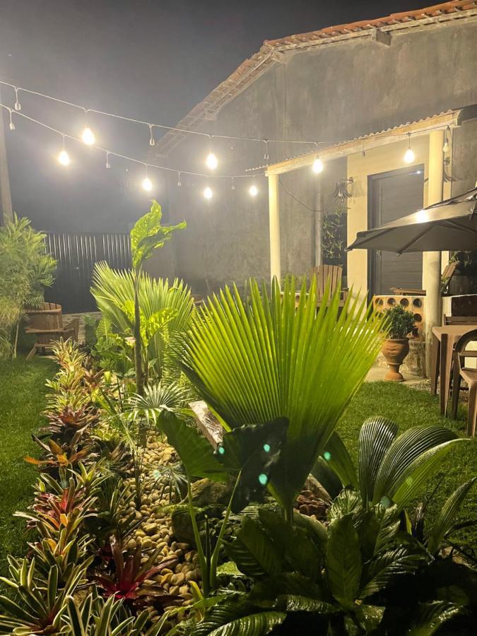 Tiny Home Garden Бананейрас Екстер'єр фото